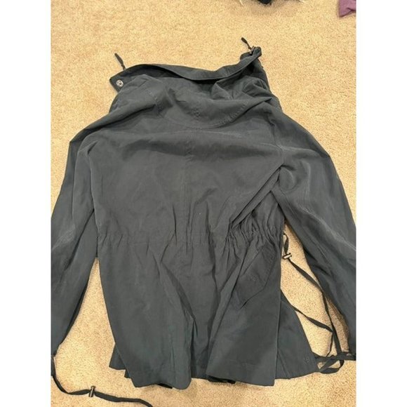 Olive Jacket - Picture 3 of 3